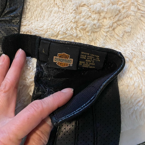 Men’s Harley Davidson Leather gloves. - Picture 3 of 4